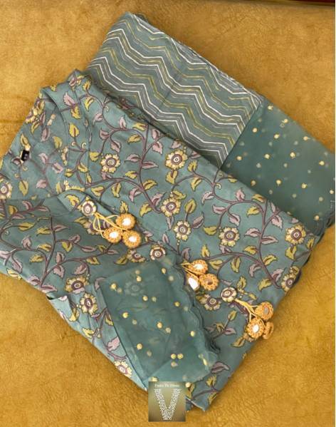Semi-Crepe Kurti VKUR-11